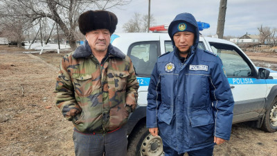 Павлодарлық полицей су тасқынында зардап шеккен отбасына пана болды