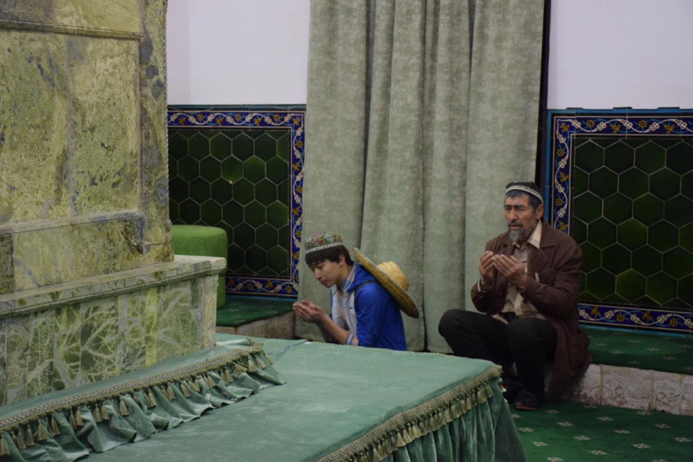 Өзбекстандық кино мамандары Қожа Ахмет Ясауи жайлы фильм түсіруде